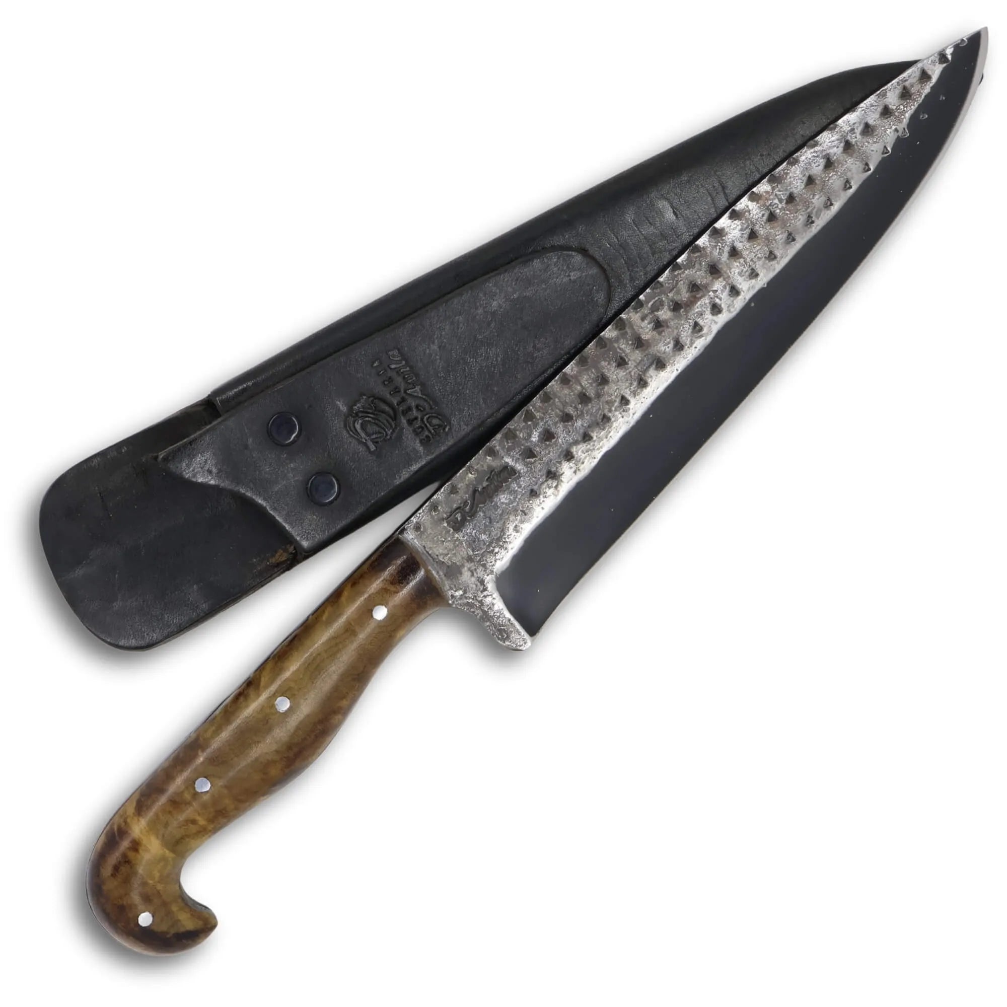 Cuchillo D´Avila 16 cm en acero al carbono, mango de madera